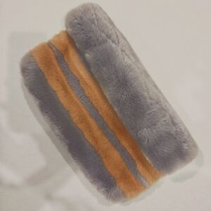 FAUX FUR FOLD UP CLUTCH